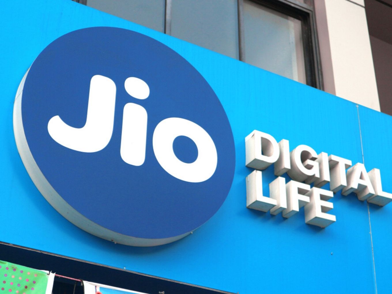 Jio Platform Receives Rs. 1.18 lakh crore from 11 global investors