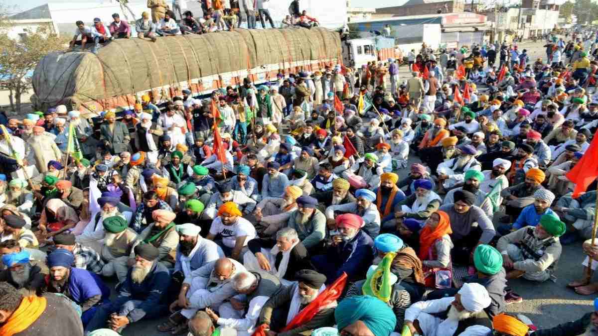 As Farmers March In National Capital To Protest, Traffic Movement Shut At Singhu, Tikri Borders